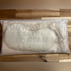 Homestead 100% Silk Satin Pillowcase Set